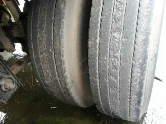 หางเทเลอร์ พื้นเรียบ3เพลา บ.สามมิตร ปี53 ผลิตจากบริษัทสามมิตร มีทั้งหมด 22 หาง