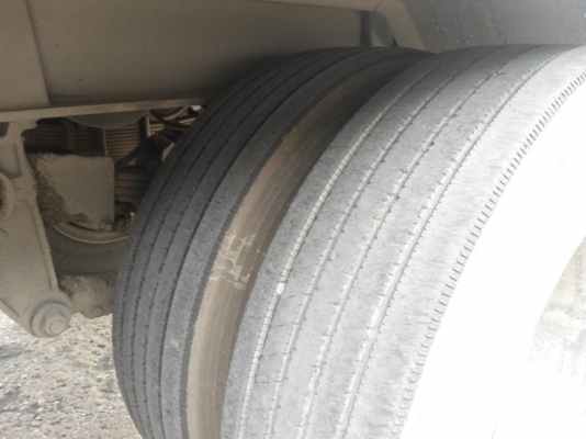 หางเทเลอร์ พื้นเรียบ3เพลา บ.สามมิตร ปี53 ผลิตจากบริษัทสามมิตร มีทั้งหมด 22 หาง