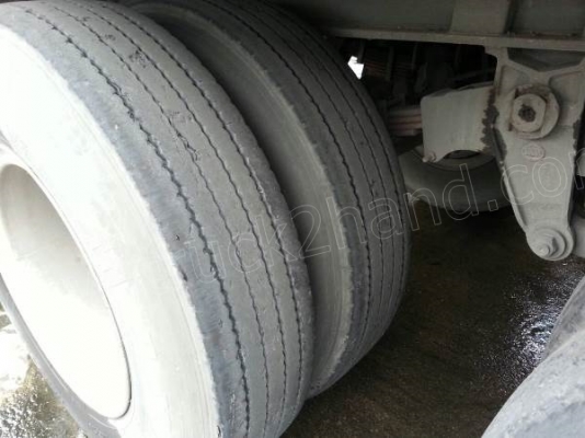 หางเทเลอร์ พื้นเรียบ3เพลา บ.สามมิตร ปี53 ผลิตจากบริษัทสามมิตร มีทั้งหมด 22 หาง