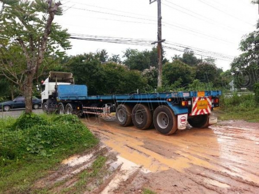 หางเทเลอร์ พื้นเรียบ3เพลา บ.สามมิตร ปี53 ผลิตจากบริษัทสามมิตร มีทั้งหมด 22 หาง