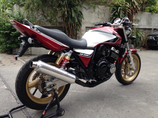 CB 400 ปี98 อินวอย สพม เก็บงานทั้งคันสวยมากๆ CB 400 ปี98 อินวอย สพม เก็บงานทั้งคันสวยมากๆ