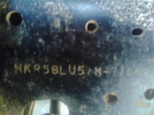 หกล้อ อีซูซูNKR110ห้างแท้ปี36เกียร์สั้น เล่มทะเบียนพร้อมโอน ราคา320000บ.ต่อรองกันได้ ครับ