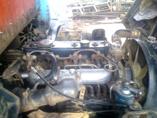 หกล้อ อีซูซูNKR110ห้างแท้ปี36เกียร์สั้น เล่มทะเบียนพร้อมโอน ราคา320000บ.ต่อรองกันได้ ครับ