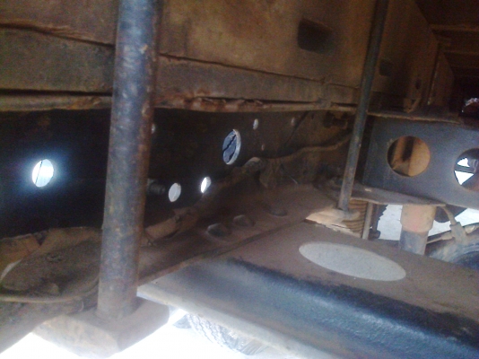 หกล้อ อีซูซูNKR110ห้างแท้ปี36เกียร์สั้น เล่มทะเบียนพร้อมโอน ราคา320000บ.ต่อรองกันได้ ครับ