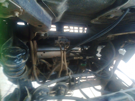 หกล้อ อีซูซูNKR110ห้างแท้ปี36เกียร์สั้น เล่มทะเบียนพร้อมโอน ราคา320000บ.ต่อรองกันได้ ครับ