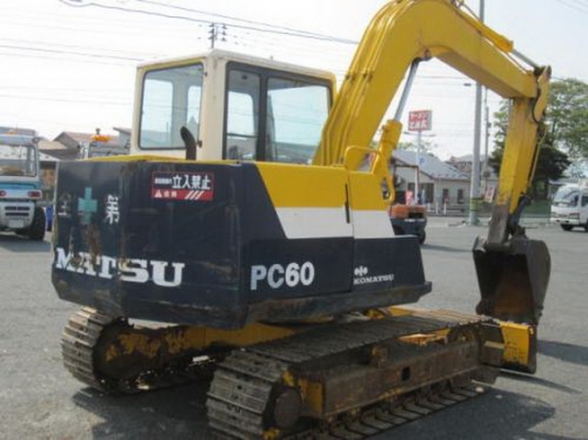 ขายรถขุด KOMATSU PC60-6 ขายรถขุด KOMATSU PC60-6