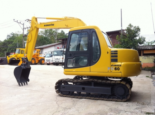 ขายรถขุด  KOMATSU PC60-7