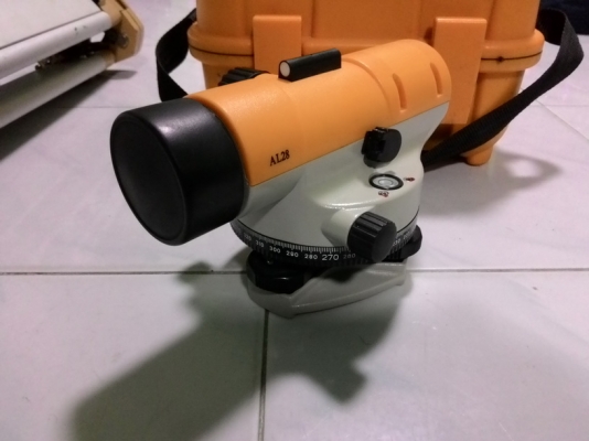 กล้องวัดระดับ(auto level) กำลังขยาย28เท่า สภาพพร้อมใช้งานครับ