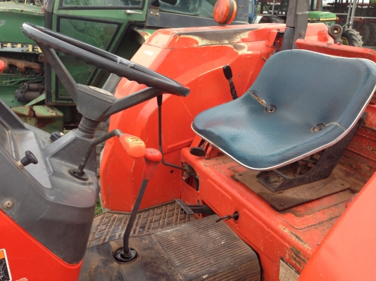 มาแล้ว KUBOTA M9000 ตามสภาพ พร้อมผาน สวยๆเอาไปเลย มาแล้ว KUBOTA M9000 ตามสภาพ พร้อมผาน สวยๆเอาไปเลย