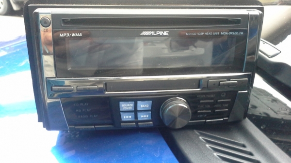วิทยุ Alpine 2DIN, เล่น CD, MP3 เครื่องมือสองจากญี่ปุ่น