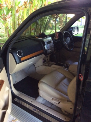 ขาย FORD EVEREST ปี 2008 สีดำ แอร์แบค 4 ใบ ไมล์น้อย เครื่องช่วงล่างแน่น ไม่มีชนหรือจมน้ำ ภายในสะอาด ราคาไม่แพงครับ ขาย FORD EVEREST ปี 2008 สีดำ แอร์แบค 4 ใบ ไมล์น้อย เครื่องช่วงล่างแน่น ไม่มีชนหรือจมน้ำ ภายในสะอาด ราคาไม่แพงครับ