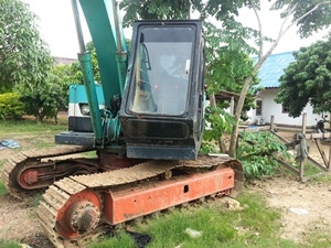 ลดสุดๆกันไปเลยรถแม๊คโค  โคมัสสุ120รูุ่น2สนใจรีบจองด่วนๆเลยครับทื่0811983352