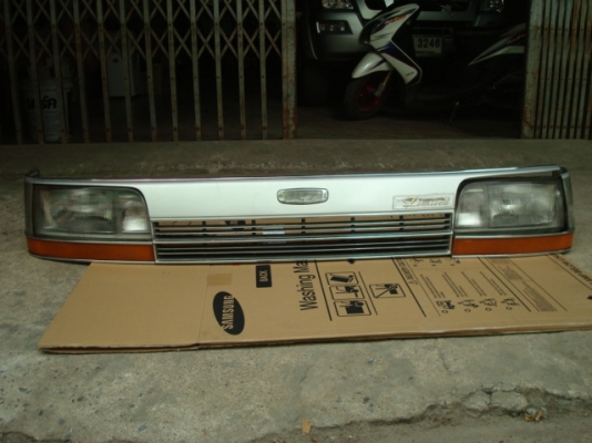 ขายกันชนพร้อมไฟรถตู้4000