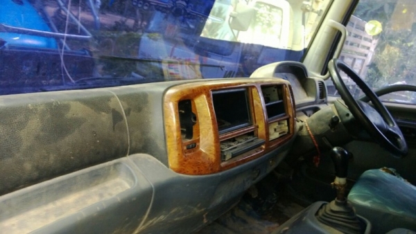 รถฮีโน่ 6 ล้อดั้ม FC4J 170 แรงม้า. ปี 49 สนใจติดต่อ 081 - 6079515 รถฮีโน่ 6 ล้อดั้ม FC4J 170 แรงม้า. ปี 49 สนใจติดต่อ 081 - 6079515