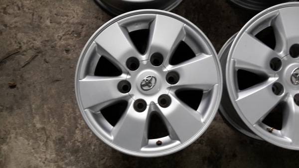 แม็กเดิม 15 TOYOTA PRERUNNER