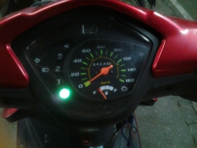 เวฟ110iปี2552สตาทร์เท้าหัวฉีด เวฟ110iปี2552สตาทร์เท้าหัวฉีด