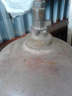 ขาย..ถังอะเซทิลีน