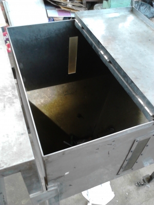 ขาย..ถังสแตนเลสผสมเม็ดพลาสติก ขาย..ถังสแตนเลสผสมเม็ดพลาสติก