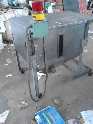 ขาย..ถังสแตนเลสผสมเม็ดพลาสติก ขาย..ถังสแตนเลสผสมเม็ดพลาสติก