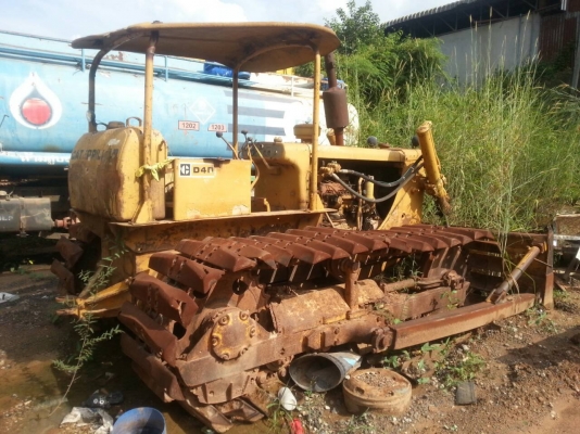 ขายแทรกเตอร์D4D เอกสารเล่มทะเบียน สภาพสวยพร้อมใช้ ราคาต่อรองได้ ติดต่อได้ที่คุณ อ๊อฟ พิจิตร 086-737-9991