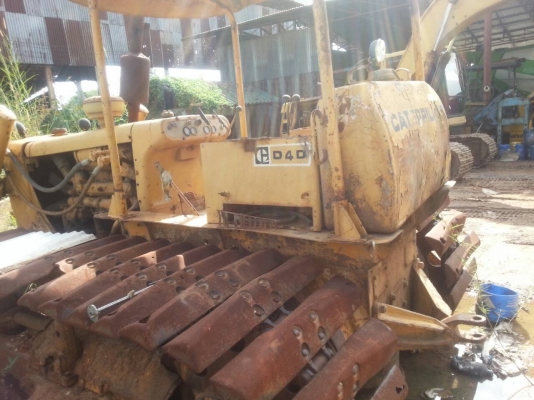 ขายแทรกเตอร์D4D เอกสารเล่มทะเบียน สภาพสวยพร้อมใช้ ราคาต่อรองได้ ติดต่อได้ที่คุณ อ๊อฟ พิจิตร 086-737-9991