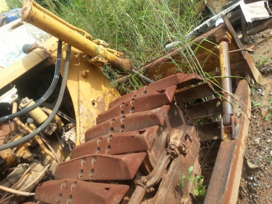 ขายแทรกเตอร์D4D เอกสารเล่มทะเบียน สภาพสวยพร้อมใช้ ราคาต่อรองได้ ติดต่อได้ที่คุณ อ๊อฟ พิจิตร 086-737-9991