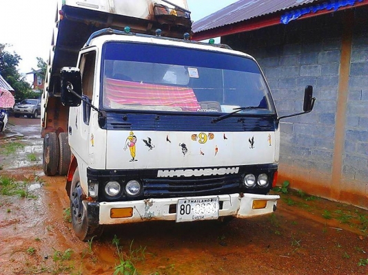 ***ขายแล้วครับขอบคุณ Truck2hand ขาย6ล้อดั้มดิน5คิว MITSUBISHI CANTER FE444E วางเครื่อง4D34-115แรง 4สูบ(ลงเล่ม) เครื่องดีแน่นดี แรงดี เกียร์ดี ไม่หลุด ช่วงล่าง คานหน้าเดิม5น็อต เฟืองท้ายF มีสโลวกลาง คัสซีดี ไม่ผุ ไม่บวม มีตำหนิ1จุด(ตามรูป) กระบะดั้มเหล็ก5ต ***ขายแล้วครับขอบคุณ Truck2hand ขาย6ล้อดั้มดิน5คิว MITSUBISHI CANTER FE444E วางเครื่อง4D34-115แรง 4สูบ(ลงเล่ม) เครื่องดีแน่นดี แรงดี เกียร์ดี ไม่หลุด ช่วงล่าง คานหน้าเดิม5น็อต เฟืองท้ายF มีสโลวกลาง คัสซีดี ไม่ผุ ไม่บวม มีตำหนิ1จุด(ตามรูป) กระบะดั้มเหล็ก5ต