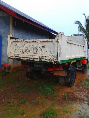 ***ขายแล้วครับขอบคุณ Truck2hand ขาย6ล้อดั้มดิน5คิว MITSUBISHI CANTER FE444E วางเครื่อง4D34-115แรง 4สูบ(ลงเล่ม) เครื่องดีแน่นดี แรงดี เกียร์ดี ไม่หลุด ช่วงล่าง คานหน้าเดิม5น็อต เฟืองท้ายF มีสโลวกลาง คัสซีดี ไม่ผุ ไม่บวม มีตำหนิ1จุด(ตามรูป) กระบะดั้มเหล็ก5ต ***ขายแล้วครับขอบคุณ Truck2hand ขาย6ล้อดั้มดิน5คิว MITSUBISHI CANTER FE444E วางเครื่อง4D34-115แรง 4สูบ(ลงเล่ม) เครื่องดีแน่นดี แรงดี เกียร์ดี ไม่หลุด ช่วงล่าง คานหน้าเดิม5น็อต เฟืองท้ายF มีสโลวกลาง คัสซีดี ไม่ผุ ไม่บวม มีตำหนิ1จุด(ตามรูป) กระบะดั้มเหล็ก5ต