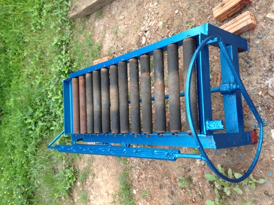 ขายเครื่องรีดอิฐแดง ขนาดเล็ก 081-9485494