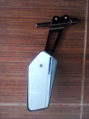 ขายกระจกแต่ง มือสอง 650 บ. พร้อมส่ง