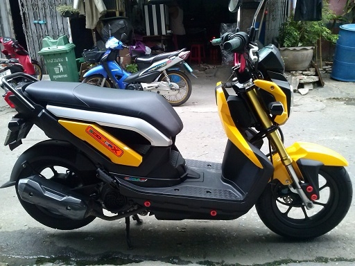 ขายซูมเมอร์ x เครื่องเดิม ตามรูป มีเล่มโอนได้ ราคา 36,000