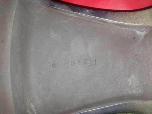 ขาย Max BMW 5 รู 120 ขนาด 18" กว้าง 9" สวยๆครับ