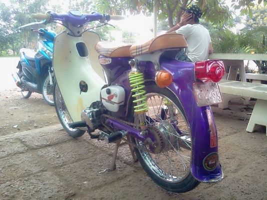 ขาย C 65 เครื่องเวฟ Z มีเล่มทะเบียนเครื่องเเละโครงราคาถูกเวอร์ 12,000 บาท