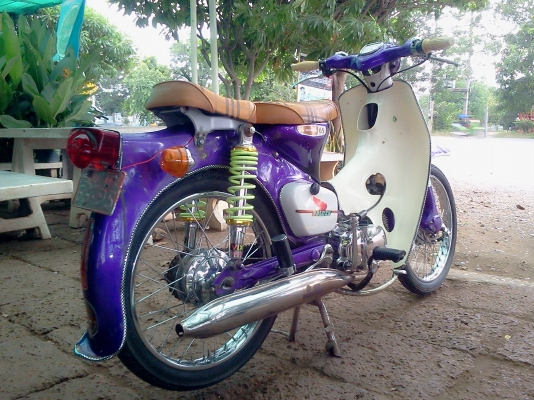 ขาย C 65 เครื่องเวฟ Z มีเล่มทะเบียนเครื่องเเละโครงราคาถูกเวอร์ 12,000 บาท