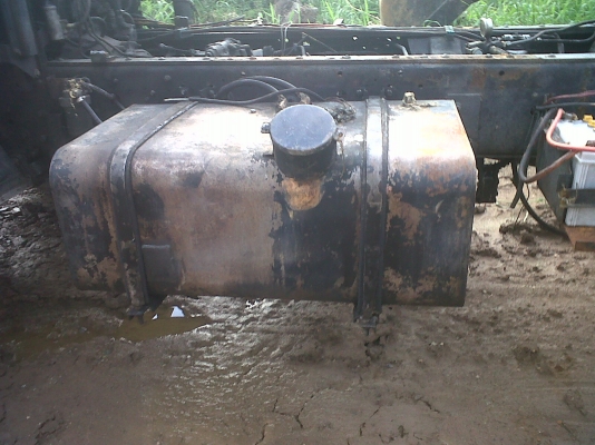 ขายรถ 6 ล้อ มิตรซูบิชิ เครื่อง 6D16 เทอร์โบ สภาพดี แคสซีสวย ติดต่อสอบถามราคาได้ (ถ้าได้มาดูรถแล้วจะไม่ผิดหวัง)