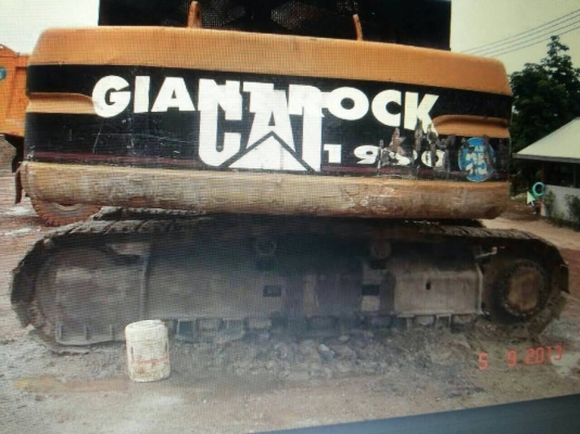 ขาย CAT330B อิมวอย สภาพสวยพร้อมใช้ ราคาต่อรองได้ ติดต่อได้ที่คุณ อ๊อฟ พิจิตร 086-737-9991