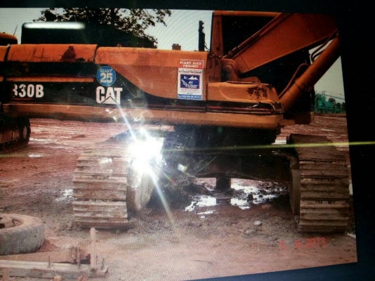 ขาย CAT330B อิมวอย สภาพสวยพร้อมใช้ ราคาต่อรองได้ ติดต่อได้ที่คุณ อ๊อฟ พิจิตร 086-737-9991