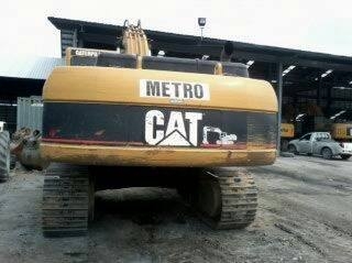 ขายCAT330Cสภาพสวยพร้อมใช้ ราคาต่อรองได้ ติดต่อได้ที่คุณ อ๊อฟ พิจิตร 086-737-9991