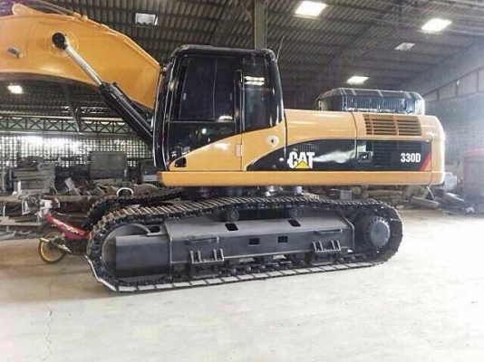 ขายCAT330D 8000h สภาพสวยพร้อมใช้ ราคาต่อรองได้ ติดต่อได้ที่คุณ อ๊อฟ พิจิตร 086-737-9991