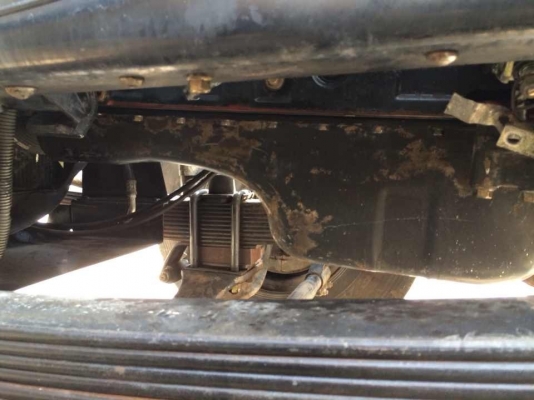 ขายด่วนสิบล้อดั้มสองเพลาหัวคัสซี 1Jสมอทอง 220แรง หัวสีเดิมไม่เคยแตะสี คัสซีสวยทั้งเส้น เครื่องเดิมจี๊ดจ๊าด