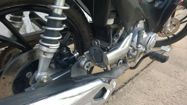 Axelo R หัวฉีด 2013 วิ่งน้อย ใหม่กริ๊บ มีDiskหลัง ถูกๆ ต่อรองได้