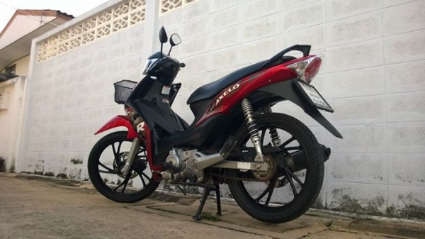 Axelo R หัวฉีด 2013 วิ่งน้อย ใหม่กริ๊บ มีDiskหลัง ถูกๆ ต่อรองได้