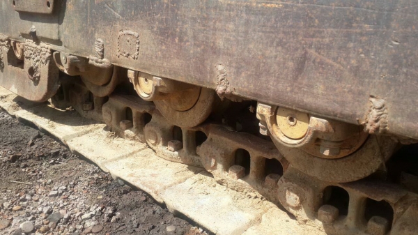 ขายแทรคเตอร์CAT D5H ฮาปตีนเป็ดแต่ใส่ตีนไก่ สภาพพร้อมใช้  ราคาต่อรองได้ ติดต่อได้ที่คุณ อ๊อฟ พิจิตร 086-737-9991