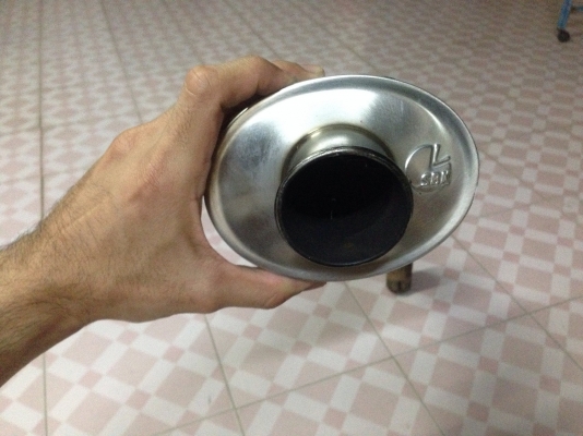 ขายท่อ.ลีโอวีส.SBK.พร้อม.วายไปร์.For CBR1000.ปี2004-2006.สภาพสวยครับ ขายท่อ.ลีโอวีส.SBK.พร้อม.วายไปร์.For CBR1000.ปี2004-2006.สภาพสวยครับ