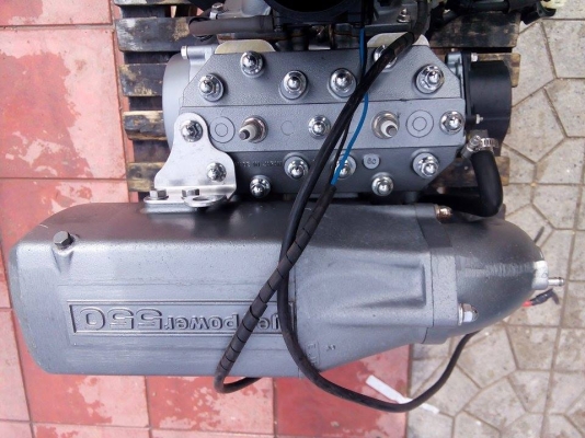 ขายเครื่อง Kawasaki 550cc. เครื่องหลีด สภาพสวย..15,000