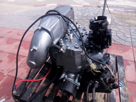 ขายเครื่อง Kawasaki 550cc. เครื่องหลีด สภาพสวย..15,000