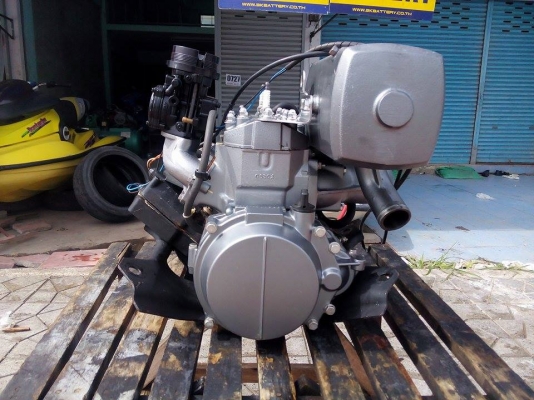 ขายเครื่อง Kawasaki 550cc. เครื่องหลีด สภาพสวย..15,000