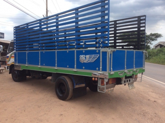 ขายHINO KM779 เครื่อง117 แรง หัวเดิมๆ ครัทซีเดิมๆ คานท้ายใหญ่ ยาว 5.4 ม. ภายในสวย ราคา 400,000 บาท