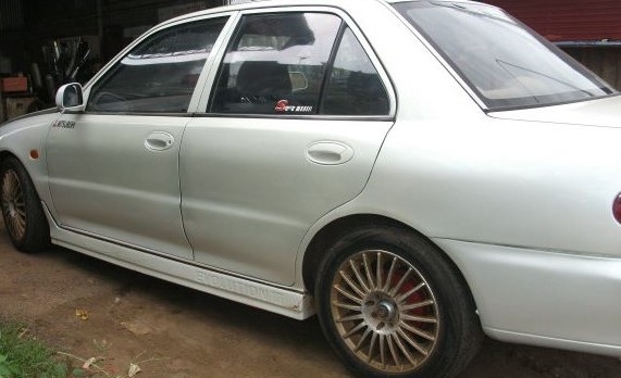 ขาย แลนเซอร์ อีคาร์ ขาวมุขครับ ขาย แลนเซอร์ อีคาร์ ขาวมุขครับ