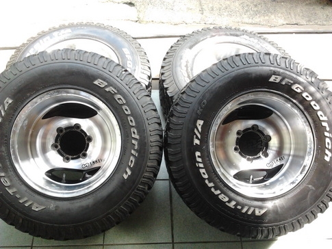ล้อ + BF All 31/10.5/15 สวยๆ สภาพดี 1ชุด